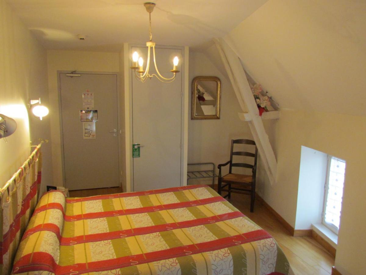 Le Relais De La Tour Hotel Capdenac-Gare Bagian luar foto