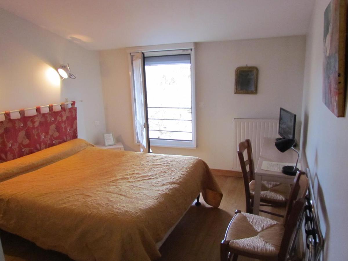 Le Relais De La Tour Hotel Capdenac-Gare Bagian luar foto